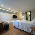 Suite 1707 Em Hotel Em Ponta Negra - Vista Para O Mar