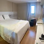 Suite 1707 Em Hotel Em Ponta Negra - Vista Para O Mar